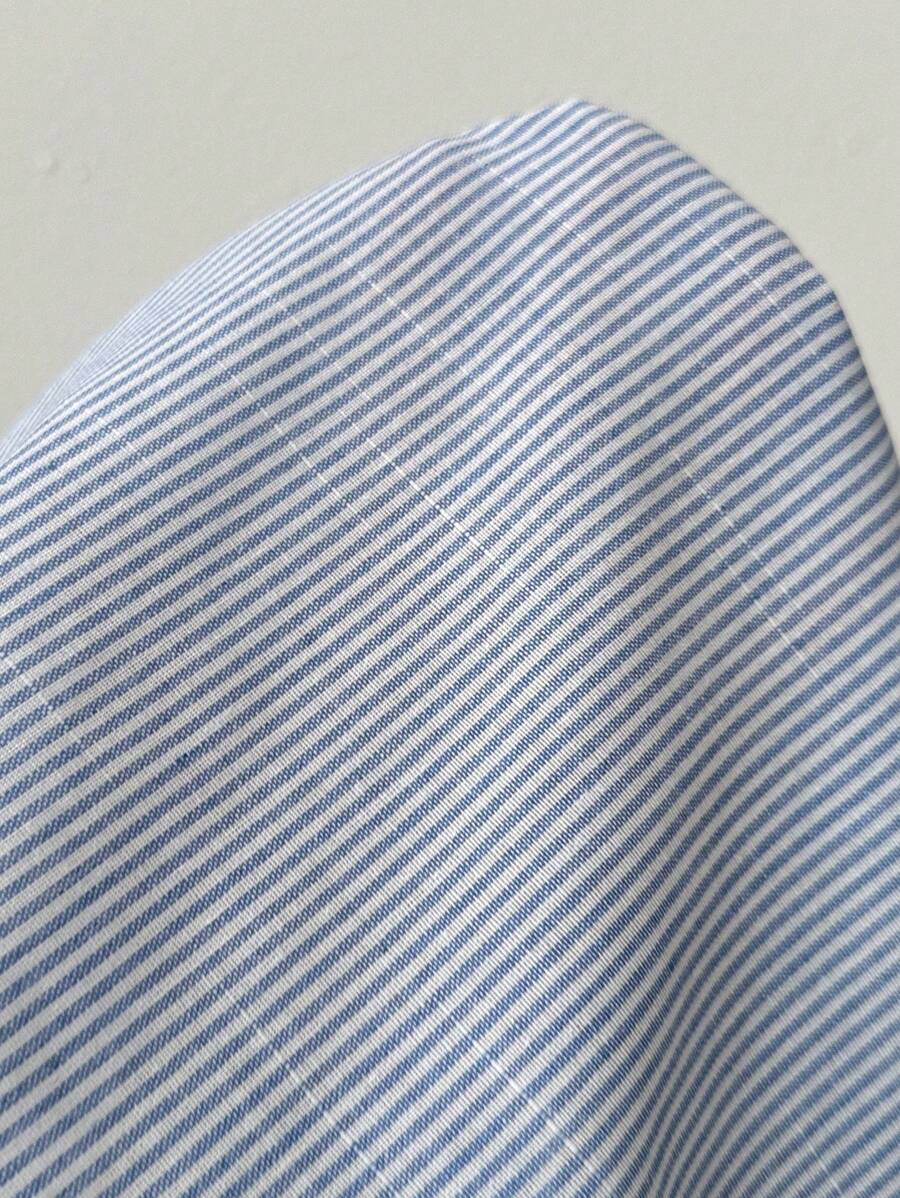 SIREN GAZE | TOP SANS MANCHES FLORALE DÉTAIL METAL