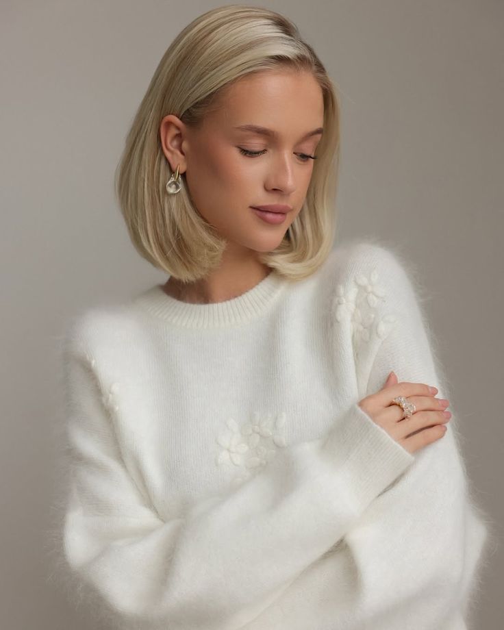 Pull Fleuron | Élégance Florale et Confort Douille