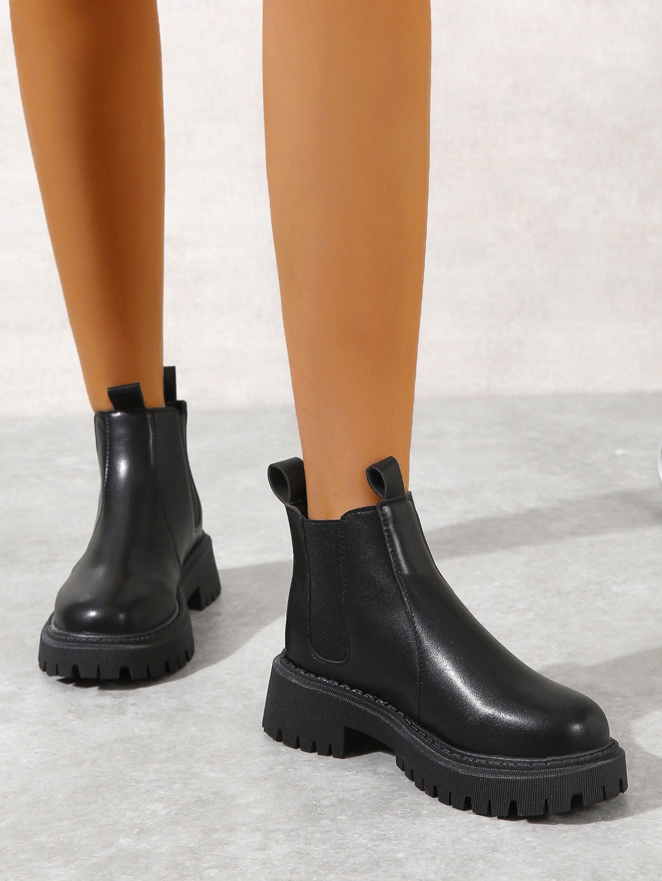 Nelya | Bottines à talons carrés