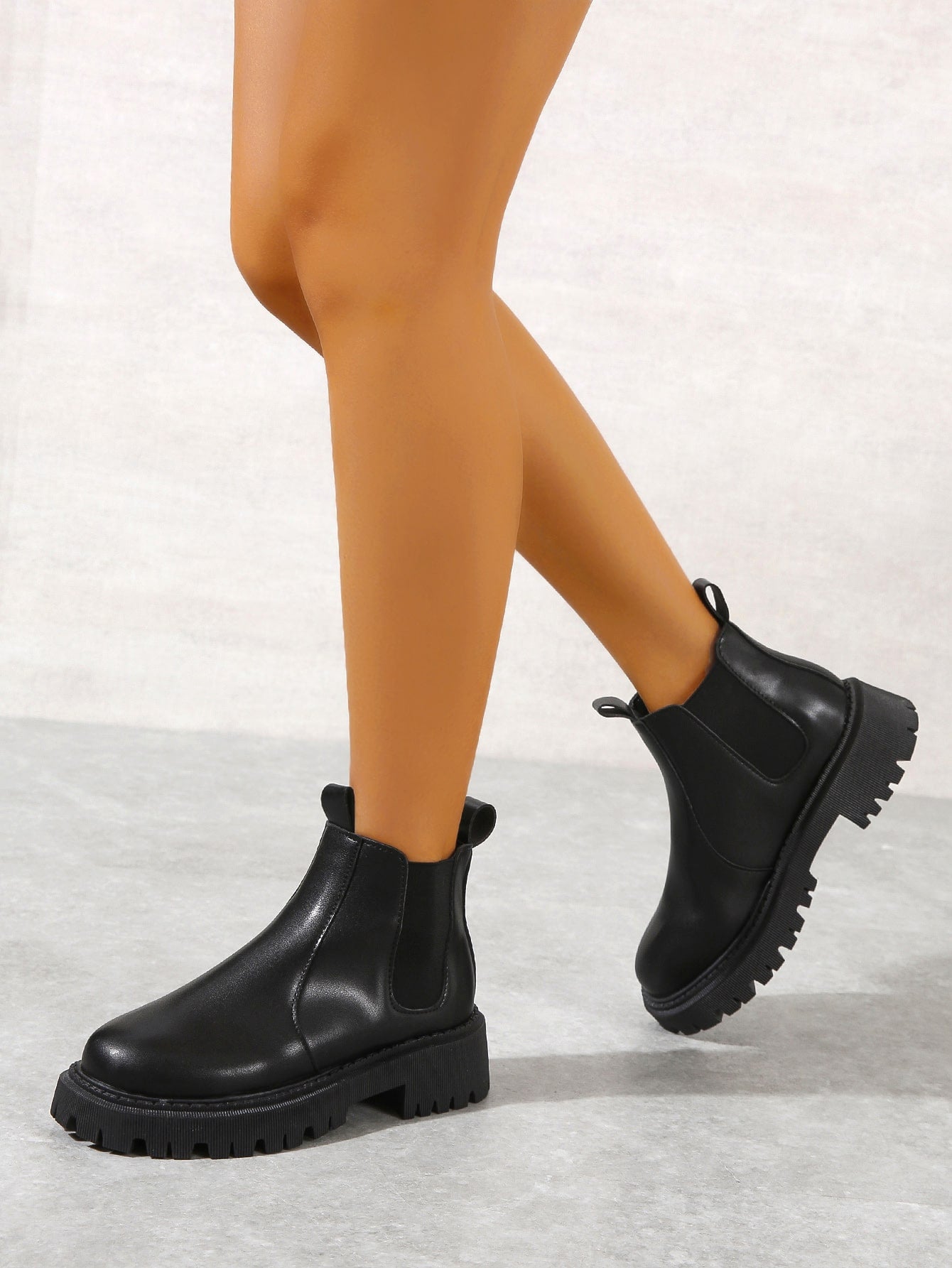 Nelya | Bottines à talons carrés