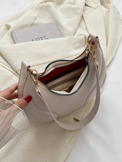 Bag | Sac Croissant avec Chaîne Acrylique