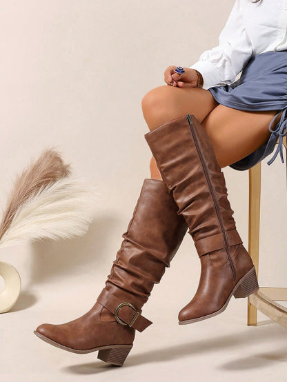 Fiorella | Bottines en daim à bout carré