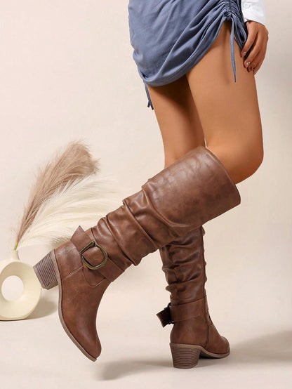 Fiorella | Bottines en daim à bout carré