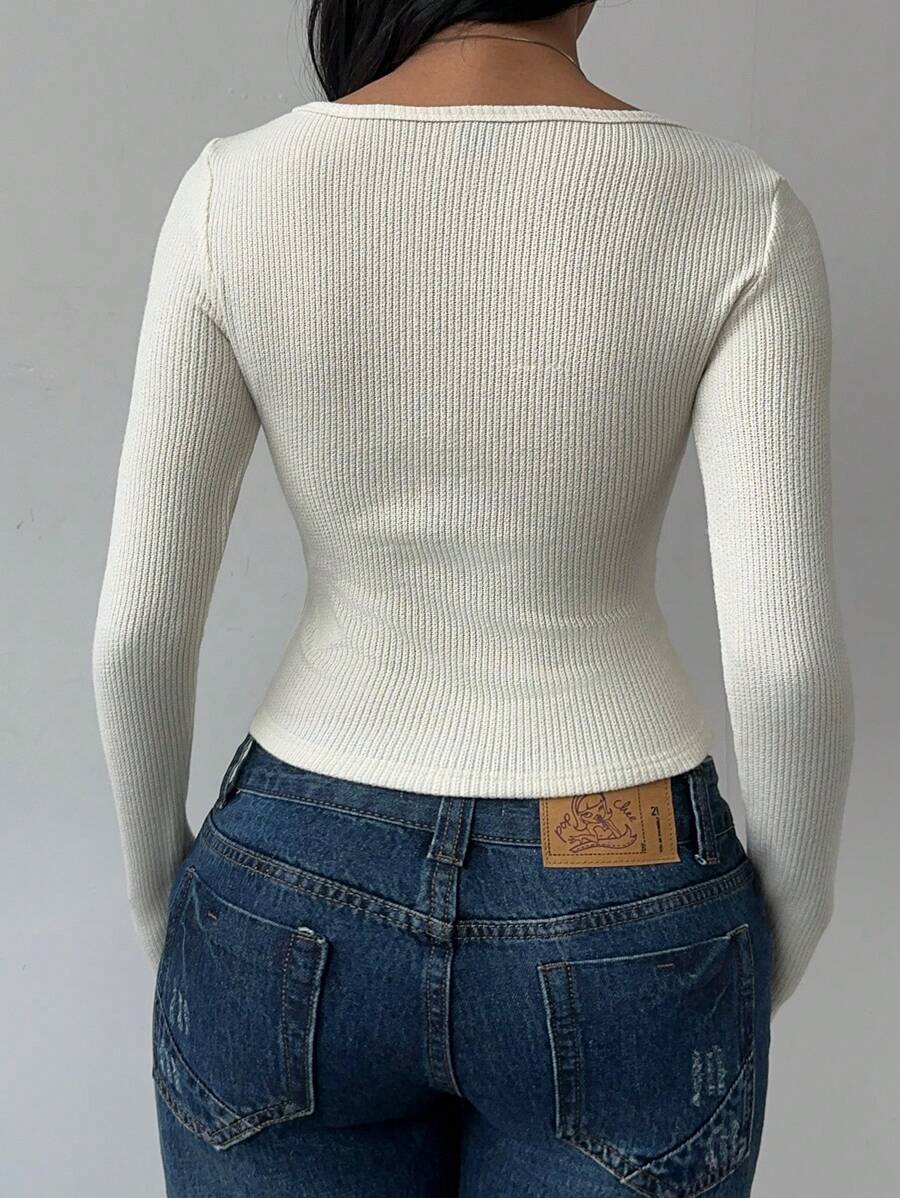 BASICS | TOP SOLIDE EN MAILLE À MANCHES LONGUES